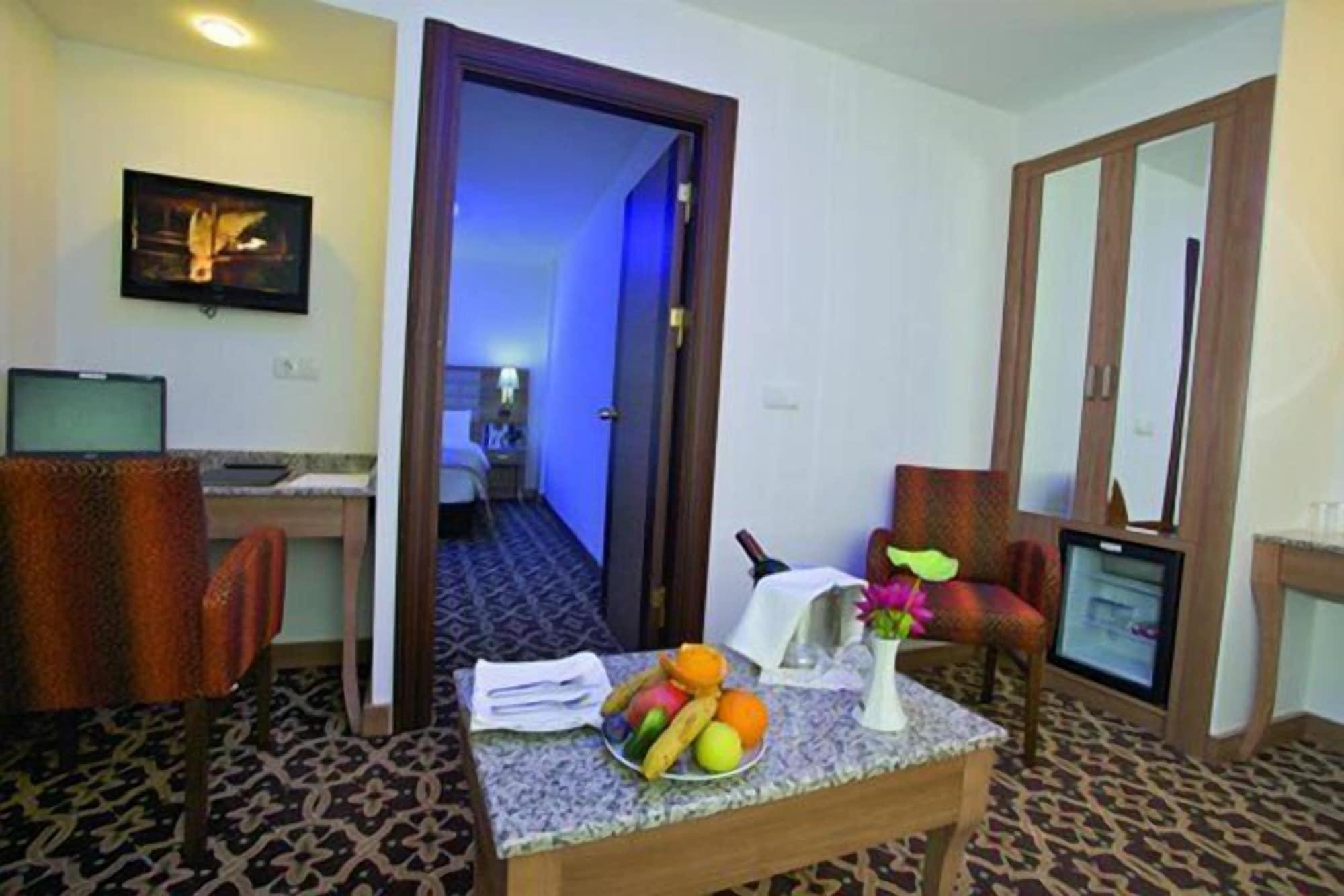 The City Hotel Istanbulská provincie Exteriér fotografie