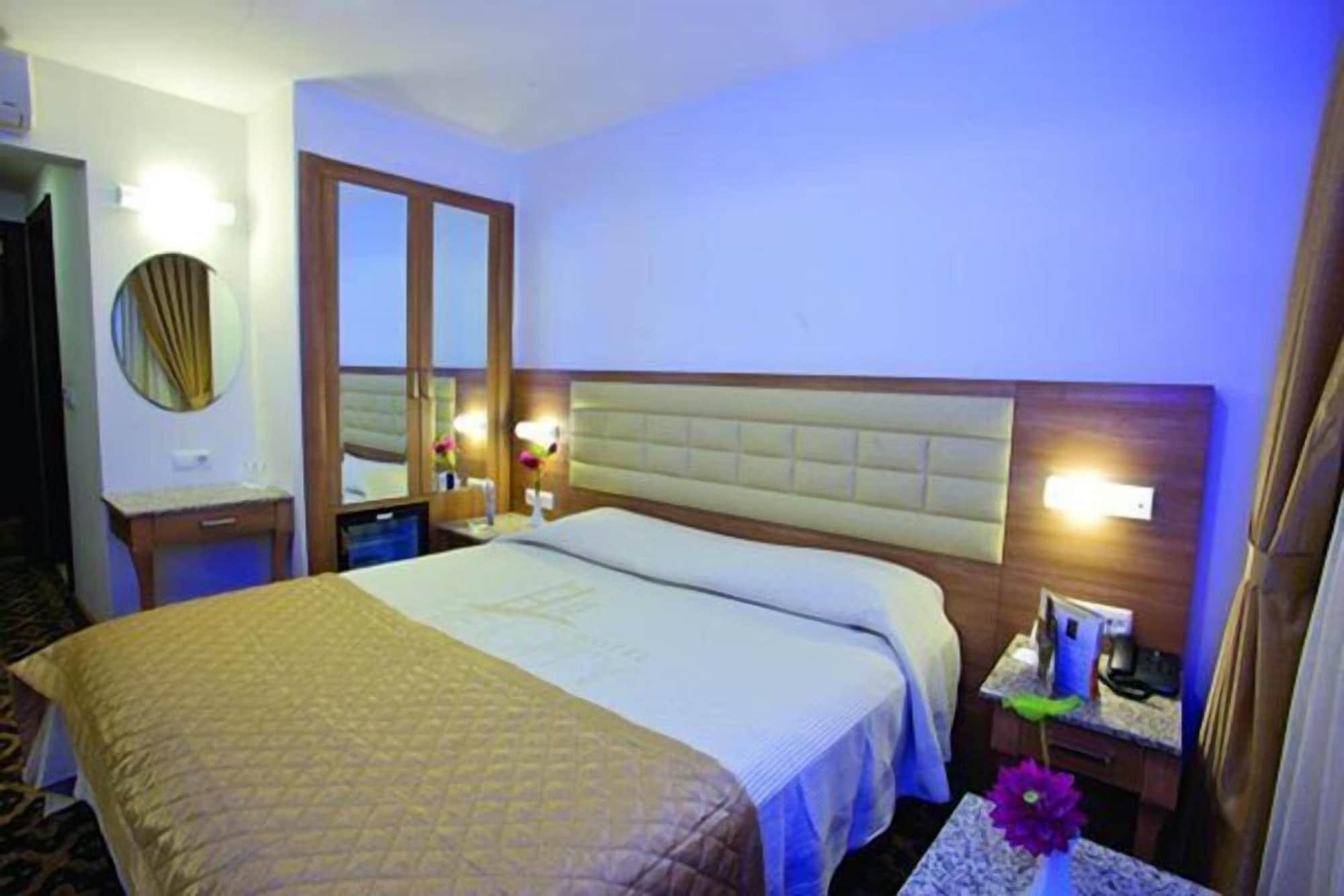 The City Hotel Istanbulská provincie Exteriér fotografie
