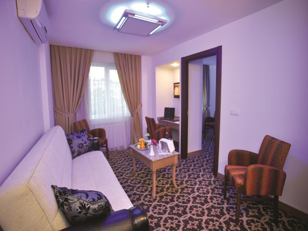 The City Hotel Istanbulská provincie Exteriér fotografie